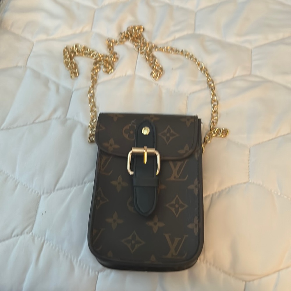 Crossbody bag*see notes